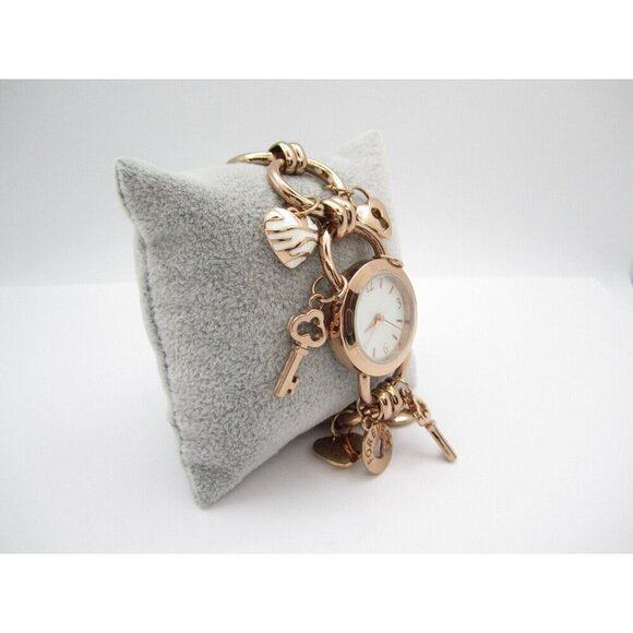 Women Charter Club Quartz WR Analog 27mm Round Watch (H489) "New Battery" - Picture 6 of 6